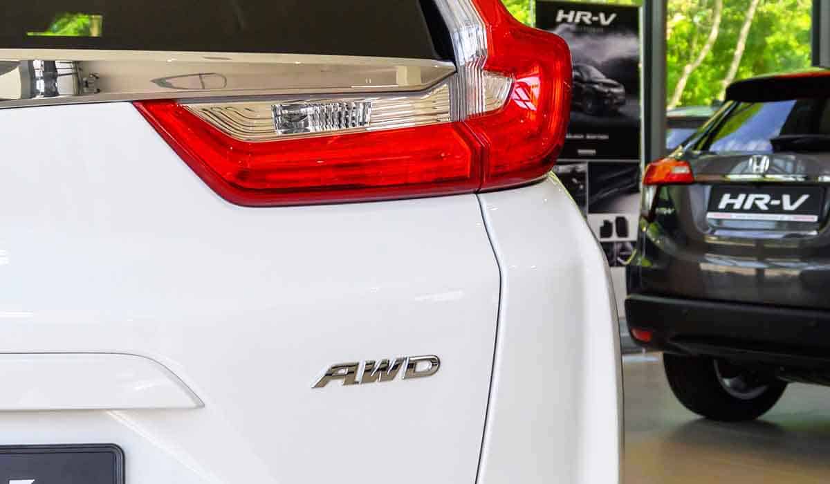 11 Best First Cars with AWD, 4×4, or 4WD (for New Drivers) RIDE + DRIVE