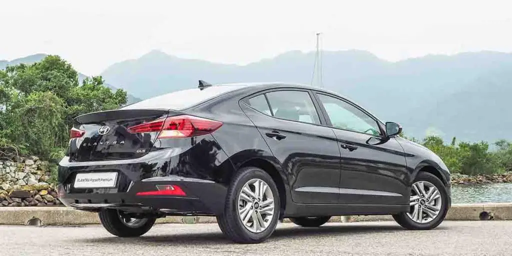 hyundai elantra small sedan first car