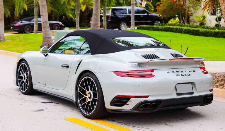 Can You Daily Drive a Porsche? (11 Models + Best Porsche)