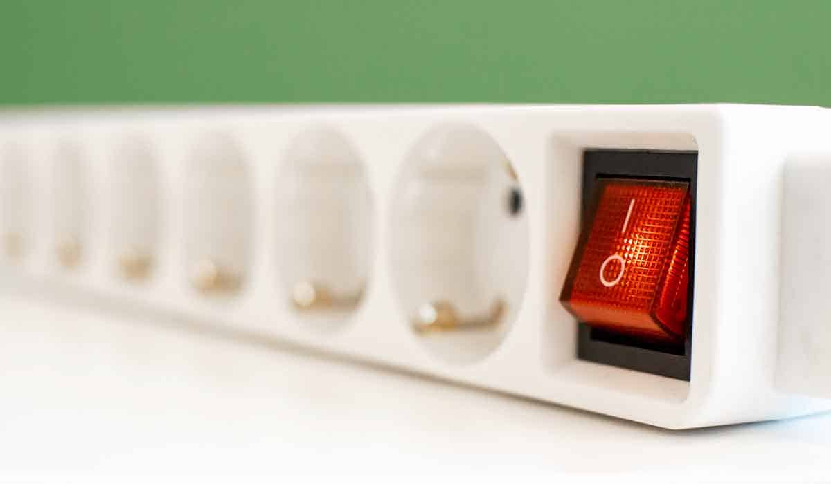 Charge EV with an Extension Cord? (6 MustKnow Facts!) RIDE + DRIVE