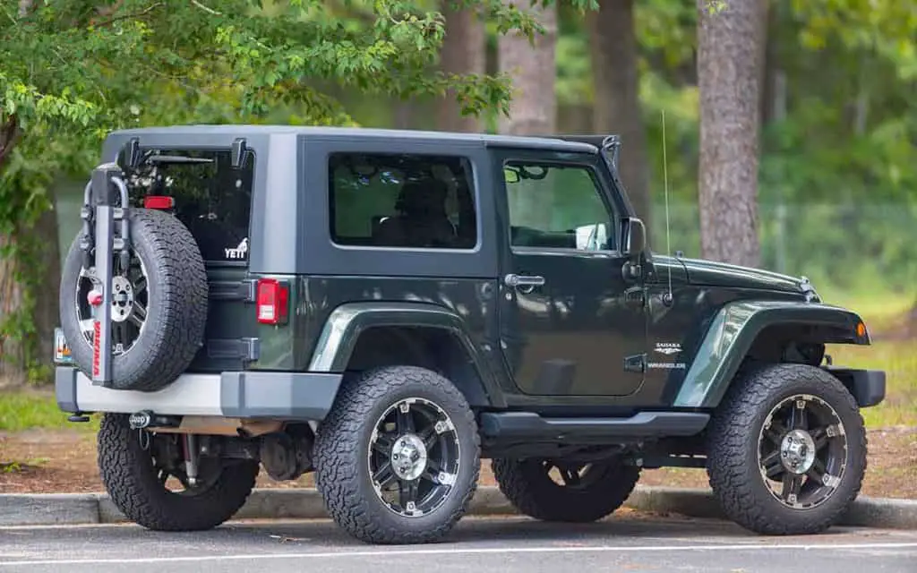 jeep wrangler 4x4 off-road daily driver