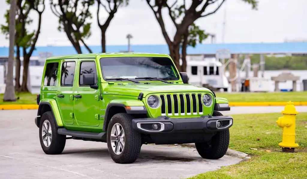 jeep wrangler off-road suv for daily driving