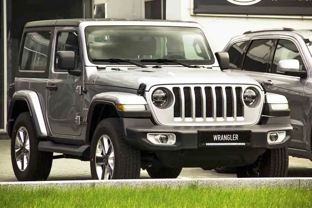 jeep wrangler off-road daily driver