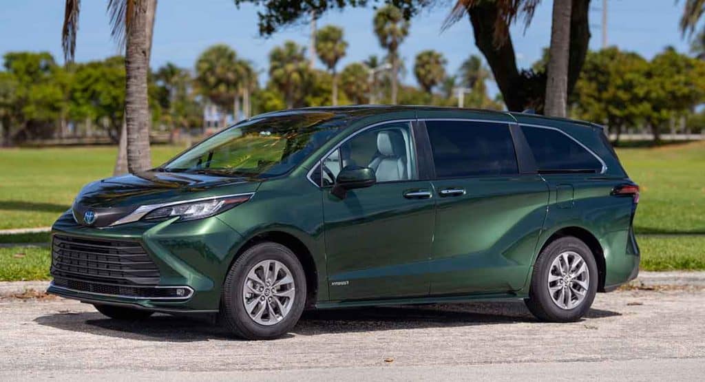 toyota sienna for extra-large families