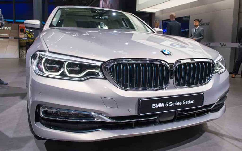 bmw 5 series luxury midsize sedan for seniors