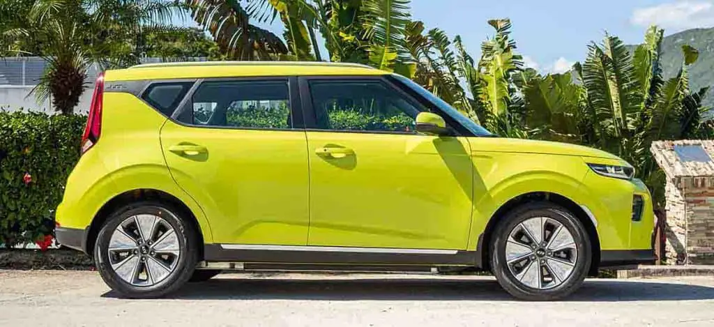 kia soul easiest car for seniors to slide in and out