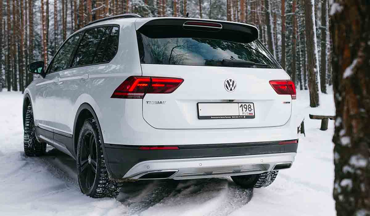 8 Most Comfortable SUVs & Sedans for Seniors (2023 List) RIDE + DRIVE