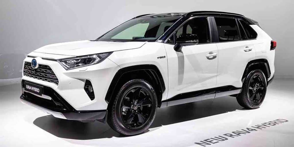 japanese car for new drivers toyota rav4